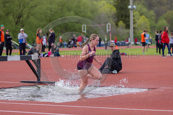 2Y7A4906